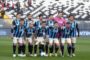 Controles de seguridad en el Estadio CAP Acero durante el duelo ante Universidad de Chile, donde se detectaron las conductas sancionadas. (Foto: Agencia Uno)