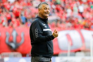 Ronald Fuentes recibe duro castigo después de insultos a Piero Maza. (Foto: Agencia Uno)