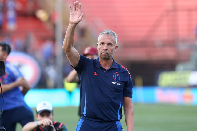 Gustavo Álvarez, entrenador de Universidad de Chile. (Foto: AGENCIA UNO)
