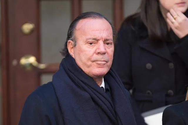 denuncias Julio Iglesias