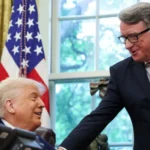 Arrestan a exembajador del Reino Unido por caso Epstein