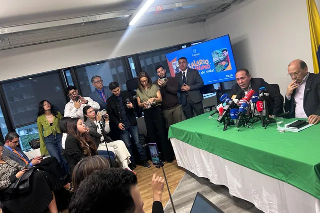 Tensión en Colombia por ajuste del salario mínimo