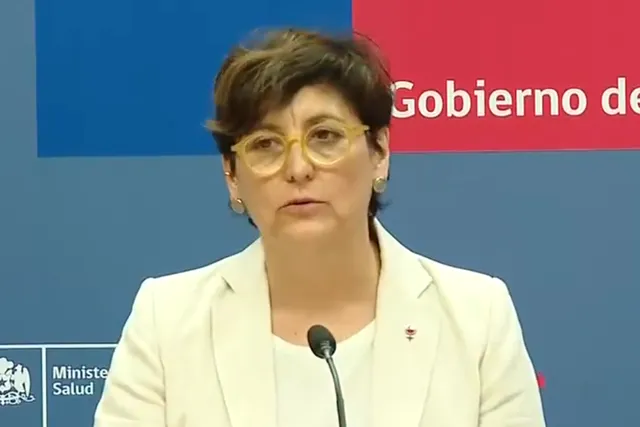 Contraloría indaga intervención indebida de asesor de exministra de salud