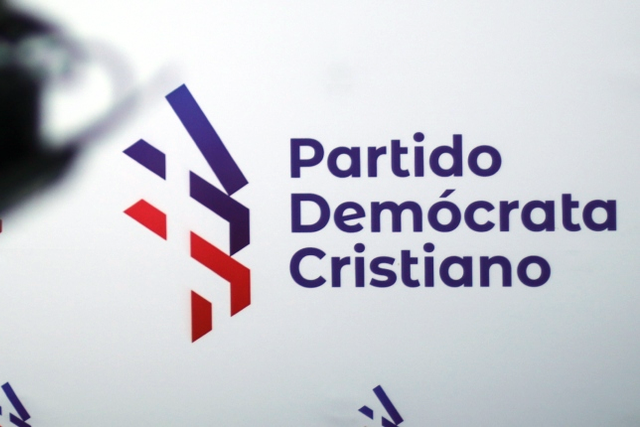 Mesa DC opta por dejar en suspenso su asistencia a cónclave oficialista