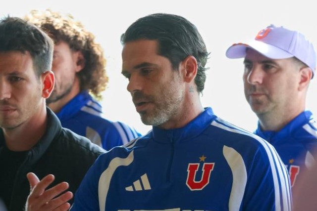 Fernando Gago en su primer día como DT de la "U"
