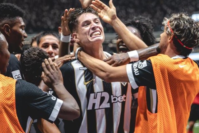 La emoción de Iván Román tras marcar su primer gol en Brasil