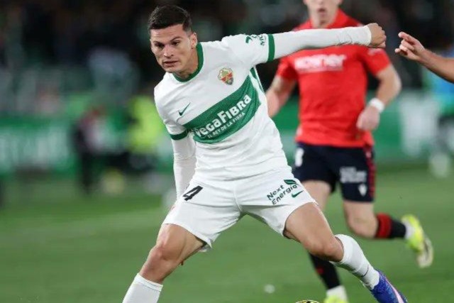 Lucas Cepeda no sumó minutos en la victoria del Elche