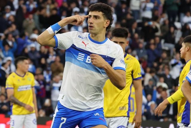 Universidad Católica suma sus primeros tres puntos en la Copa de la Liga