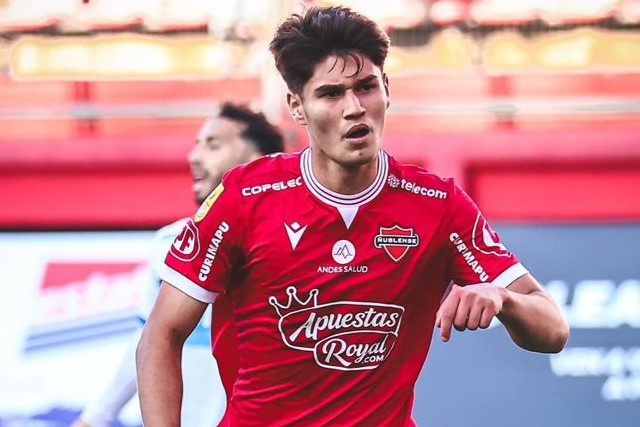 Giovanny Ávalos, jugador de Ñublense.