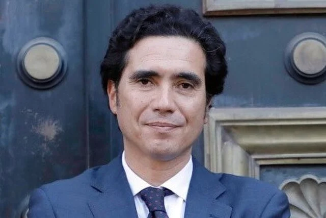 Ignacio Briones y el Estado en quiebra: “No todo en comunicación vale»