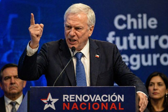 Kast endurece el tono y ataca a gobierno anterior