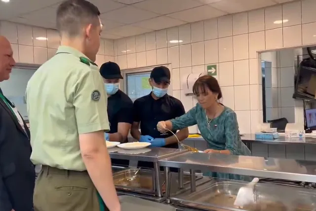 Contraloría exige respuesta por almuerzo de Adriasola en cacino de La Moneda