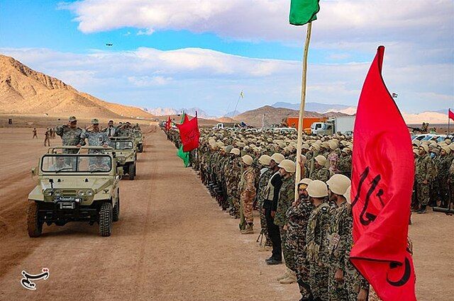 Irán asegura control total del estrecho de Ormuz