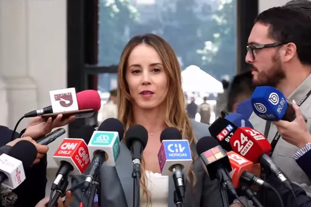 Sedini evita aclarar uso de recursos en almuerzo en La Moneda