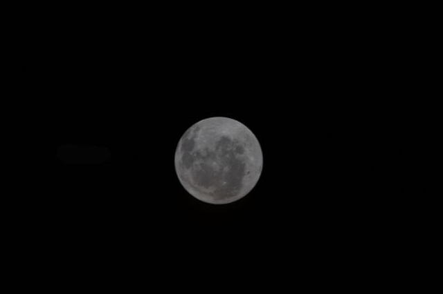 cara oculta de la luna