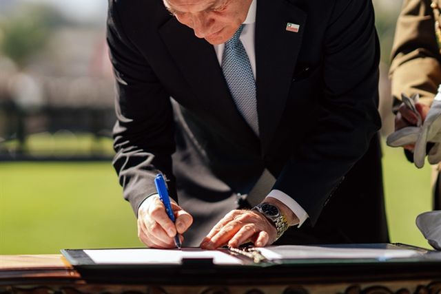 Kast Carabineros medidas