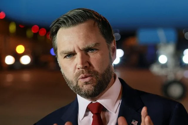 En Pakistán JD Vance advierte a Irán: «No jueguen con nosotros»