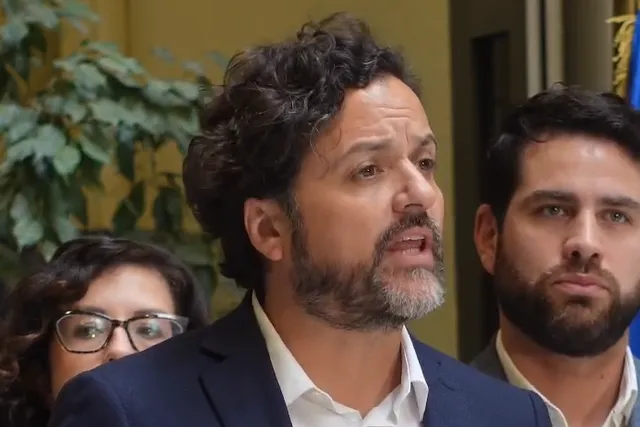 Diputado Achurra denuncian 24 decretos de recorte sin información pública