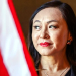 Alcaldesa del sur California reconoce que actuó como agente de China
