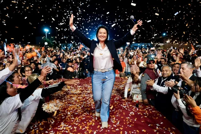 Fujimori lidera sondeo rumbo al balotaje en Perú