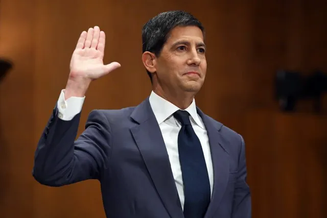 Senado confirma a Kevin Warsh al mando de la FED