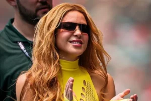 Shakira doble