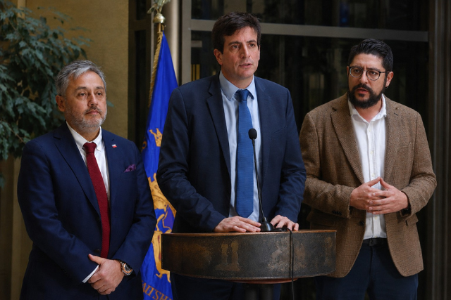 Estallido social: RN pide comisión investigadora por persecución a agentes del Estado