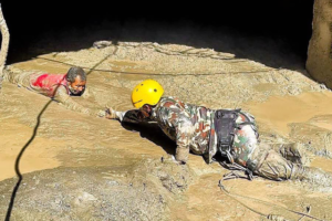 segunda riada Nepal