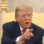 Trump increpa a periodista de CNN en la Oficina Oval