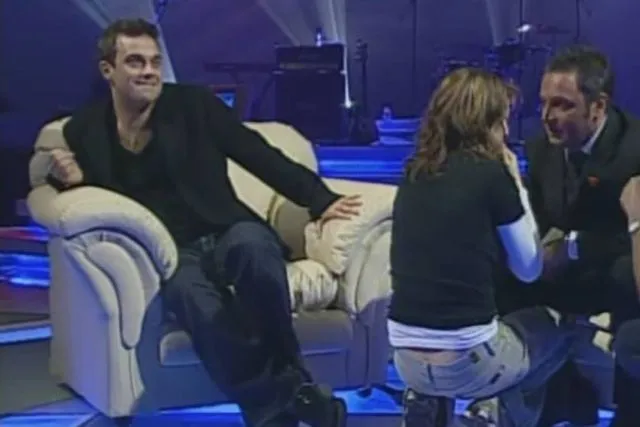 Robbie Williams recuerda su comentada entrevista con Luis Jara
