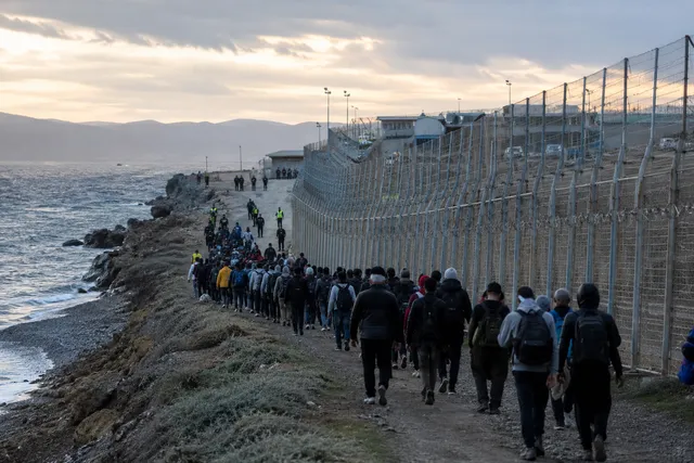 Informe apunta a agentes marroquíes en crisis de Ceuta