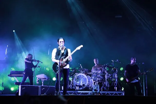 Celebrando sus 30 años: La banda Placebo prepara un regreso a Chile