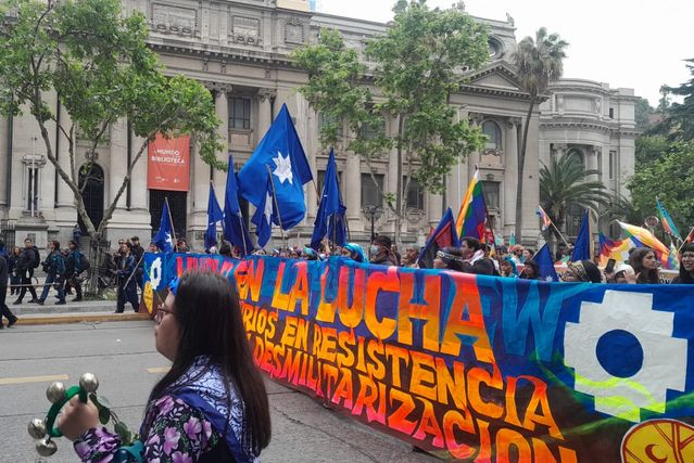 Marcha del 12 de octubre deja más de una decena de detenidos