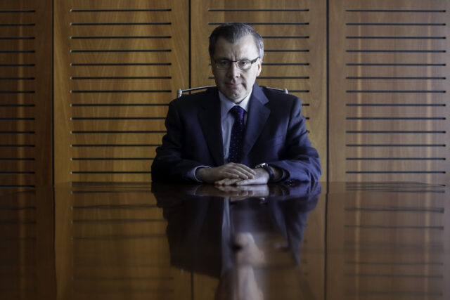 AFP ignoraron advertencias antes de millonarias pérdidas