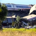 Al menos 50 muertos deja choque de trenes en España