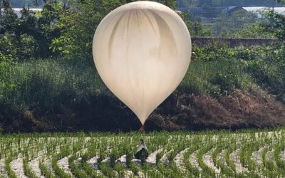 Norcorea vuelve a lanzar globos con desechos a Corea del Sur