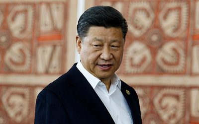 Xi, durante unas primeras observaciones en la reunión privada, afirmó: "Ningún problema del que no se pueda hablar", subrayando: "Los compatriotas a ambos lados del Estrecho son chinos".