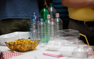 Postergan implementación de la ley que prohíbe plásticos de un solo uso