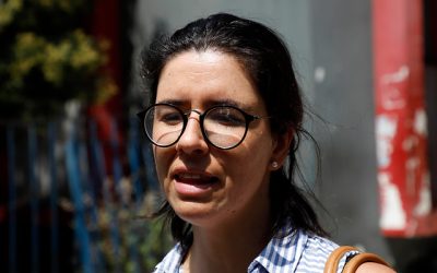 El diputado Marcos Ilabaca (Partido Socialista) expresó que tanto la publicación de El Mercurio como la carta de la ministra de la Mujer y Equidad de Género, Antonia Orellana, dirigida al mismo medio, revelan que en la destitución de Isabel Amor, apenas dos días después de asumir la dirección del SernamEG en Los Ríos, podría haber existido una forma de persecución.