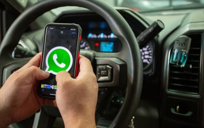 Este miércoles por la tarde, la plataforma de mensajería WhatsApp experimentó una interrupción que afectó a algunos de sus usuarios, dejándolos temporalmente sin servicio.