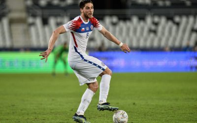 Francisco Sierralta debutará este domingo en la Ligue One. (Foto: Agencia Uno)