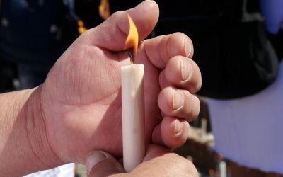 Ecuador enfrenta apagones de 10 horas por crisis energética
