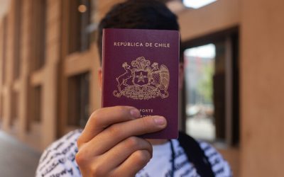 Chile sube un puesto en el ranking de pasaportes más poderosos del mundo