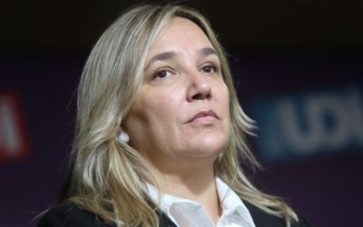 Diputada Hoffmann responde a Carmen Hertz por críticas a discurso de Boric