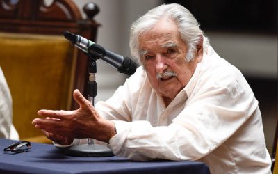 El exmandatario uruguayo José Mujica expresó el viernes su opinión sobre la situación en Venezuela, calificando al gobierno de ese país como autoritario y criticando su tendencia a cerrarse a la crítica.