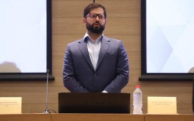 Boric respalda a Montes, agradece al Economist y llama a la oposición a avanzar en pensiones.