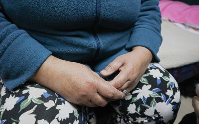 La Ministra Vocera de Gobierno, Camila Vallejo, acaba de confirmar que los albergues deben ser desalojados antes del viernes para volver a funcionar como centros educativos.