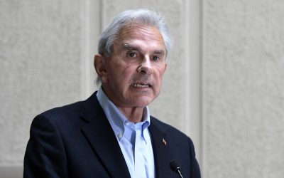 Iván Moreira pide declarar a embajador de Israel como "persona non grata".