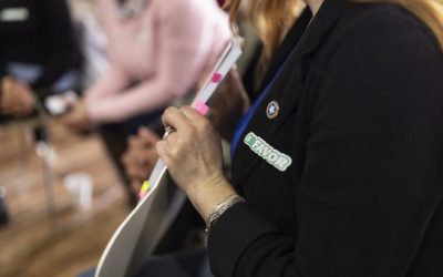 La dinámica en Chile Vamos y los partidos de centro, como Demócratas y Amarillos, apunta al menos a establecer pactos de omisión para dichas elecciones. Sin embargo, en la agrupación liderada por la senadora Ximena Rincón, se mantiene la posición de no incluir al Partido Republicano en su estrategia electoral, incluso resistiéndose a considerar pactos por omisión.