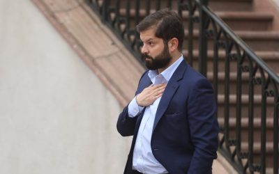 Oposición reacciona al mea culpa de Boric.
